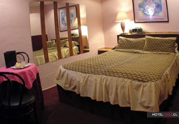 Habitaciones del Moon, Santiago | http://www.motelchile.cl/ Habitaciones del Moon | http://www.motelchile.cl/