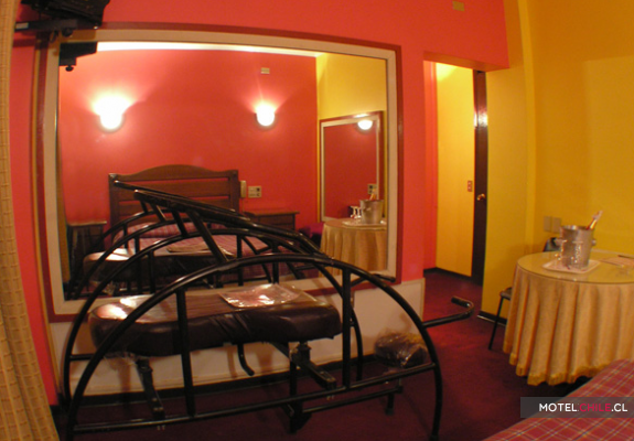 Habitaciones del Le Chateau, Providencia | http://www.motelchile.cl/ Habitaciones del Le Chateau | http://www.motelchile.cl/
