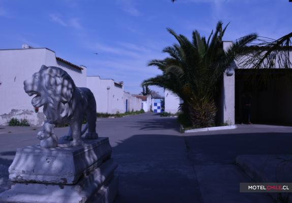 Habitaciones del Los Pilares del Amor, La Cisterna | https://www.motelchile.cl/ LEON